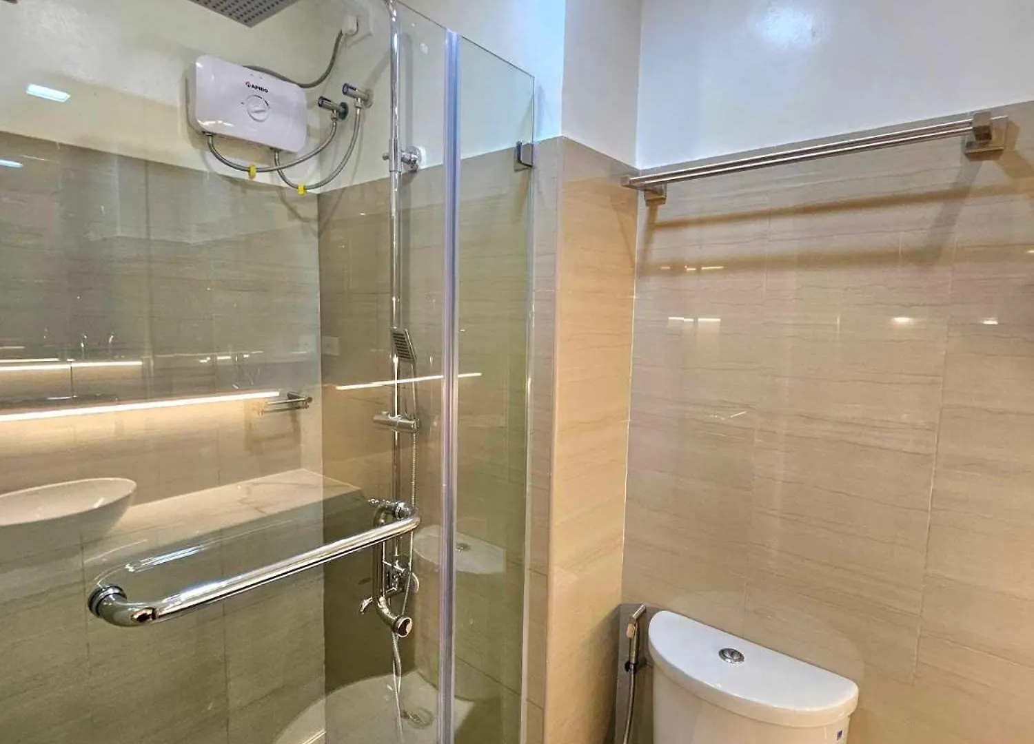 Serenity Suite Manila Aparthotel